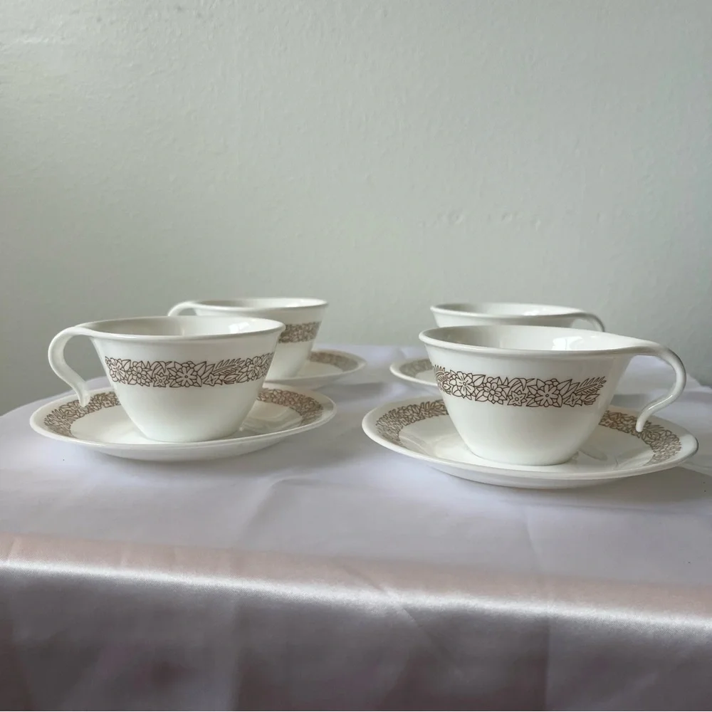 Corelle • Woodland‎ Brown Cup & Saucers